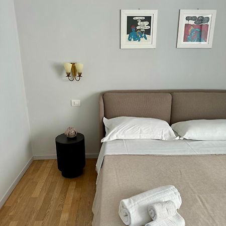 4 Balconi House- Appartamento Moderno A Lecce Zewnętrze zdjęcie