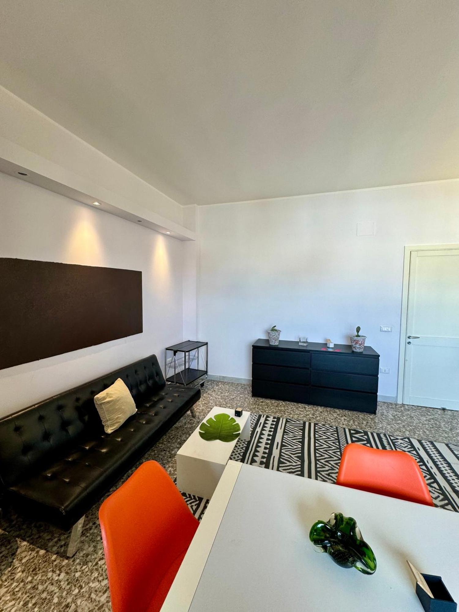 4 Balconi House- Appartamento Moderno A Lecce Zewnętrze zdjęcie